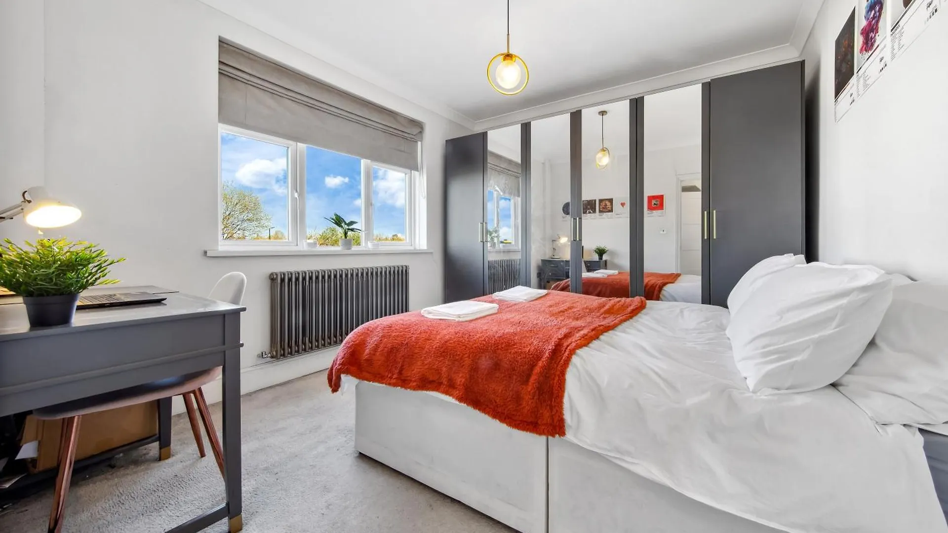 Lea Bridge Residence London Apartment